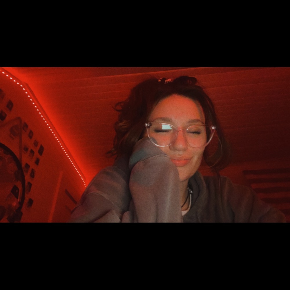 Meet your Posher, Elizabeth